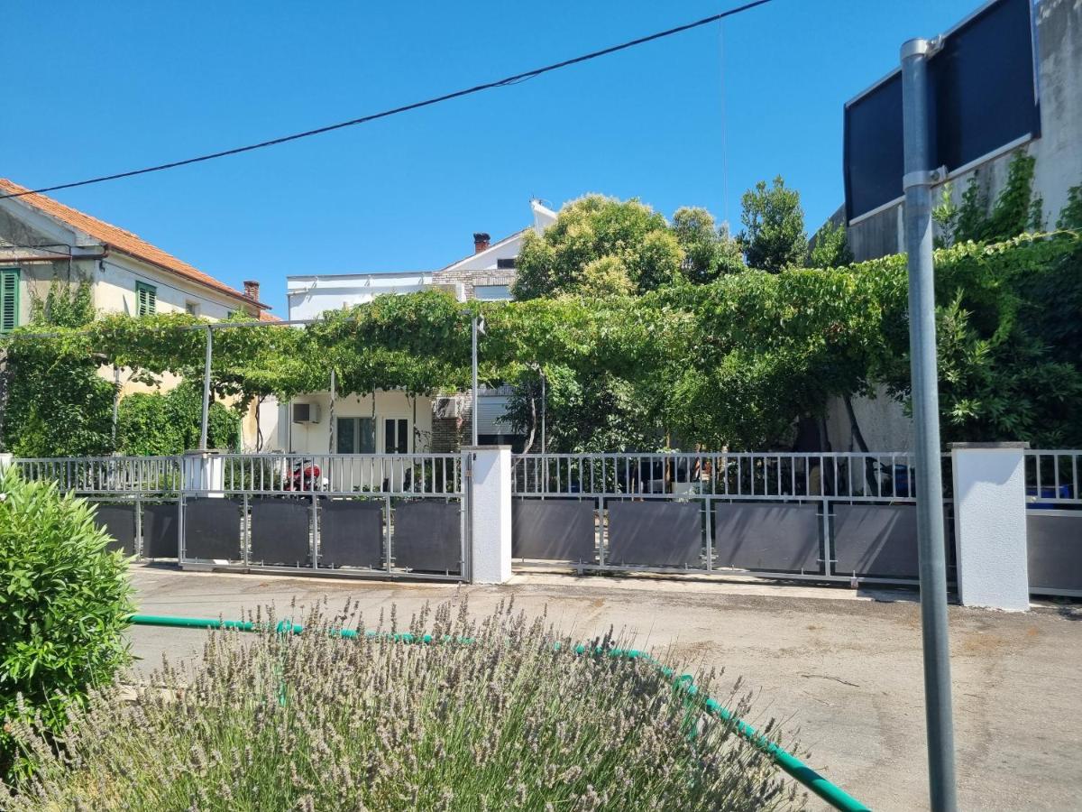 Apartmani Sit Murter Zewnętrze zdjęcie