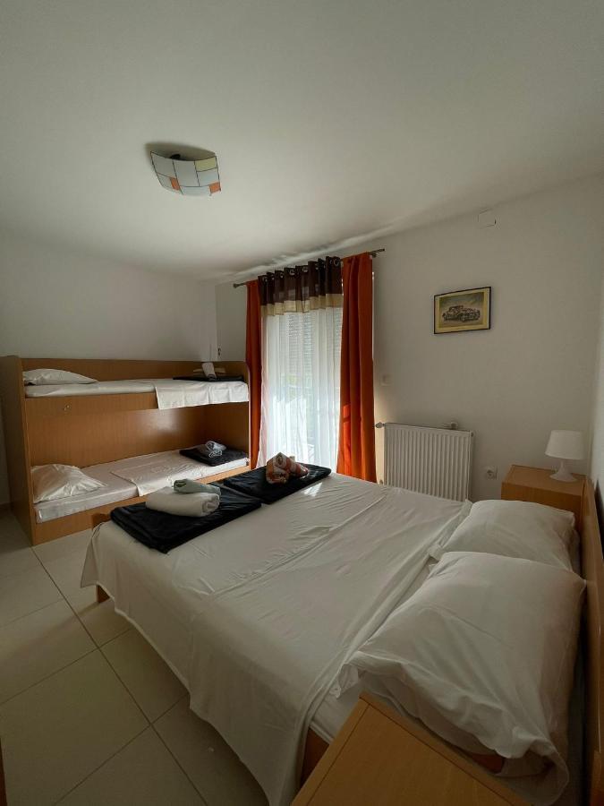 Apartmani Sit Murter Zewnętrze zdjęcie