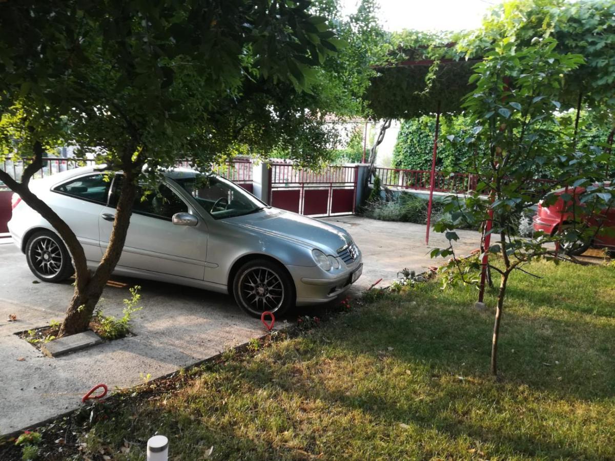 Apartmani Sit Murter Zewnętrze zdjęcie