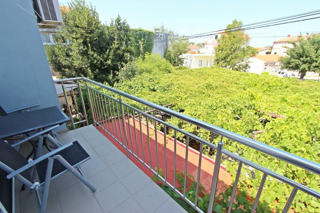 Apartmani Sit Murter Zewnętrze zdjęcie